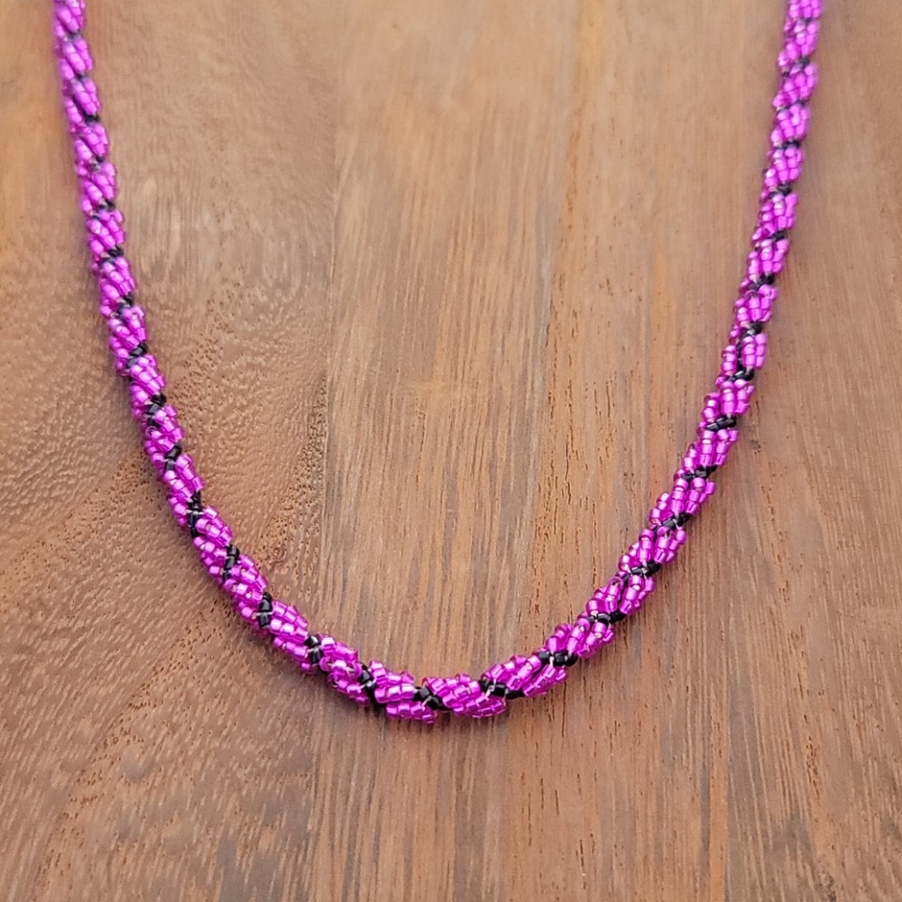 Womans handbeaded necklace